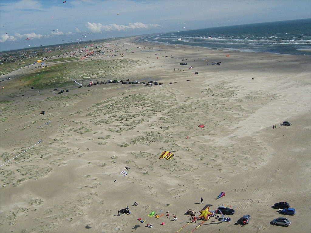 Fanö-Strand an der Auffahrt Fanö-Bad 6.2012, nach Süden