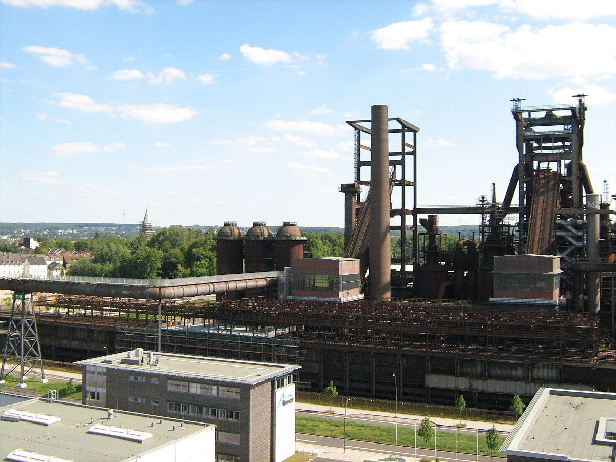 Kohle- und Möllerbunker, Schrägaufzüge Phönix-West